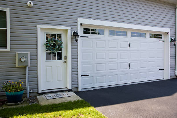 24/7 Emergency Garage Door Panel Replacement experts in Fairmont, WV